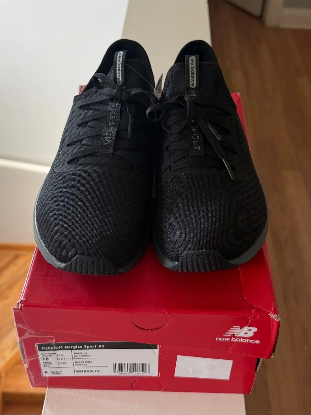 Brand new UNISEX “New Balance”sneakers.Size-W-10,M-8,5.Color-black gray.🖤🤍